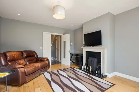 31 St. Edmunds Park, Lucan, Co Dublin, K78YP90 - DNG