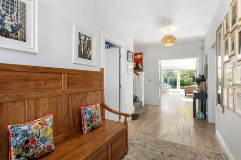 11 Glencarraig, Brides Glen Road, Rathmicheal, Dublin 18, D18YDC6 -  DNG