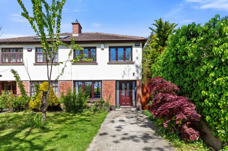 9 Seafield Court, Killiney, Co Dublin, A96KT97 - DNG Estate Agents