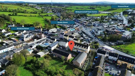 14 Sallygardens, Ballyjamesduff, Co. Cavan, A82W449 -  DNG