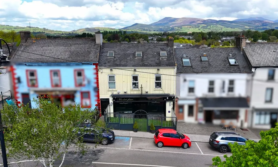 18/19 New Square, Mitchelstown, Co. Cork, P67 - DNG Estate Agents