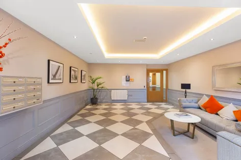 1 Adelphi Manor, Upper Georges Street, Dun Laoghaire, Dublin - DNG