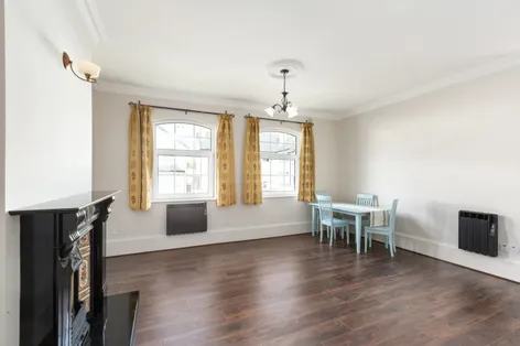 Apartment, 15 Parkton House, Parnell Road, Enniscorthy, Co. Wexford, Y21YE19 -  DNG