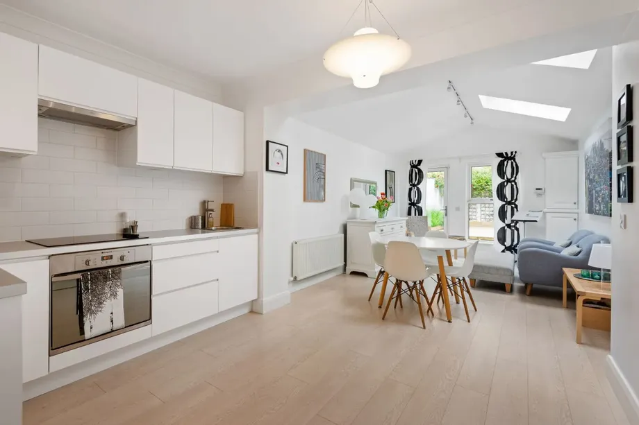 26 Binn Eadair View, Sutton, Dublin 13, D13W9V4 - DNG Estate Agents