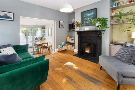 5 Irvine Terrace, East Wall, Dublin 3, D03HW21 -  DNG