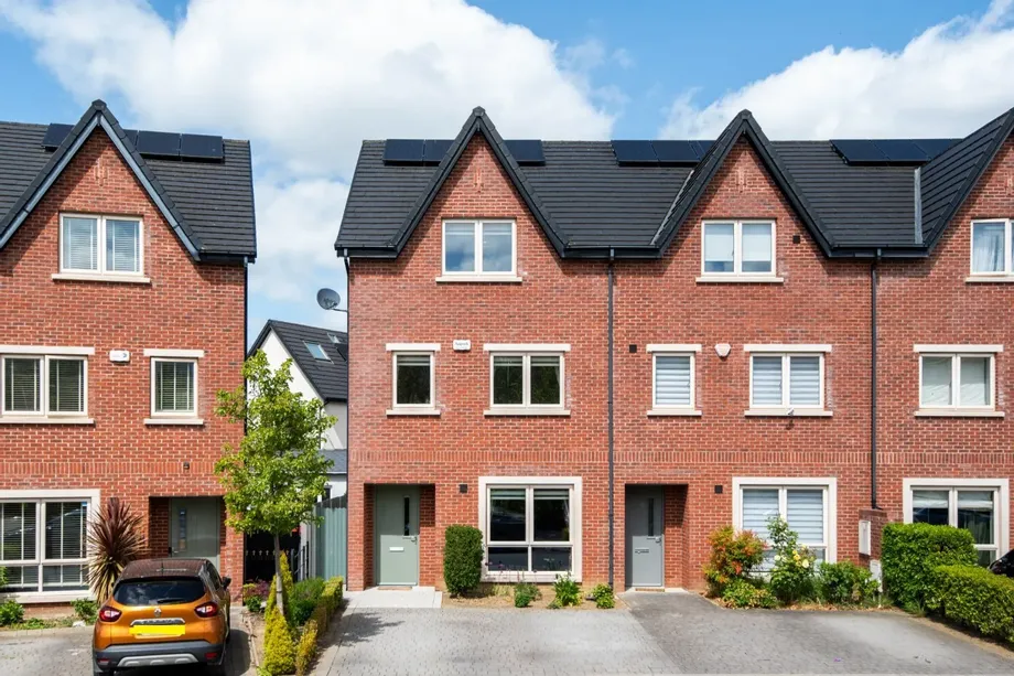 14 Shackleton Crescent, Adamstown, Lucan, Co.Dublin, K78V4F1 - DNG Estate Agents