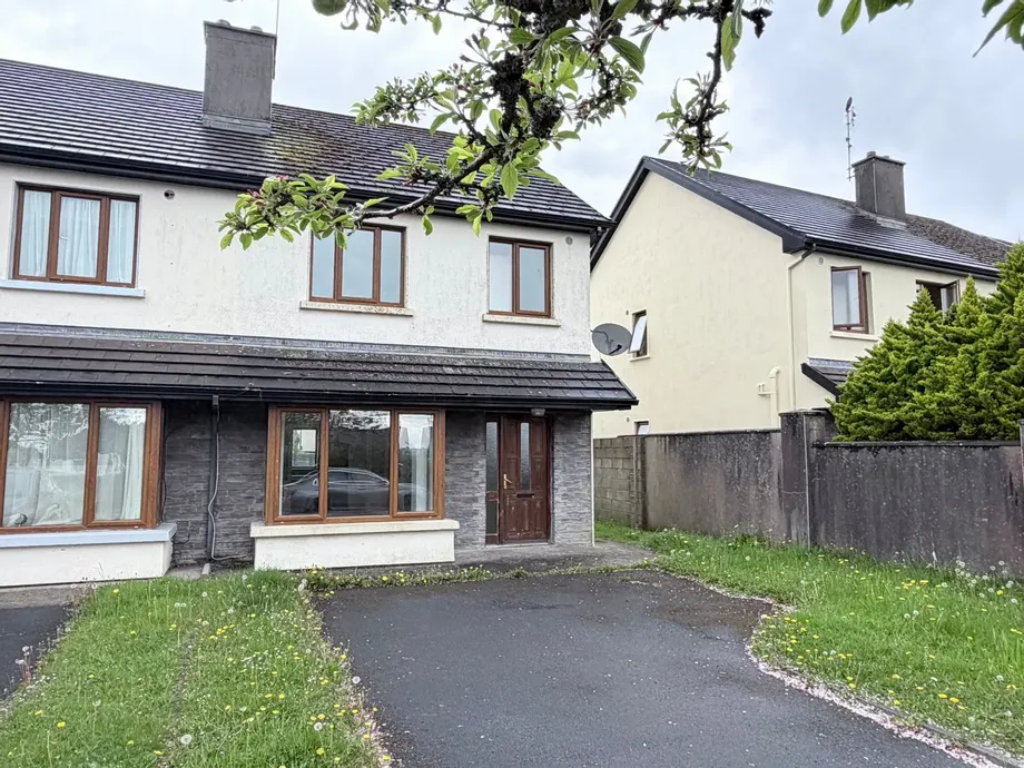 32 The Maples, Sligo, Ballyhaunis, Co. Mayo, F35FD27 - DNG Estate Agents