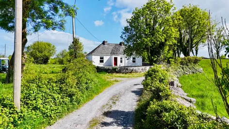 Horseshoe Cottage, Park, Rosscahill, Co Galway, H91FHN1 -  DNG