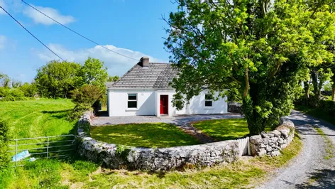 Horseshoe Cottage, Park, Rosscahill, Co Galway, H91FHN1 -  DNG