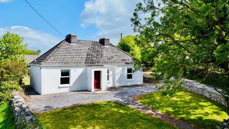 Horseshoe Cottage, Park, Rosscahill, Co Galway, H91FHN1 - DNG Estate Agents
