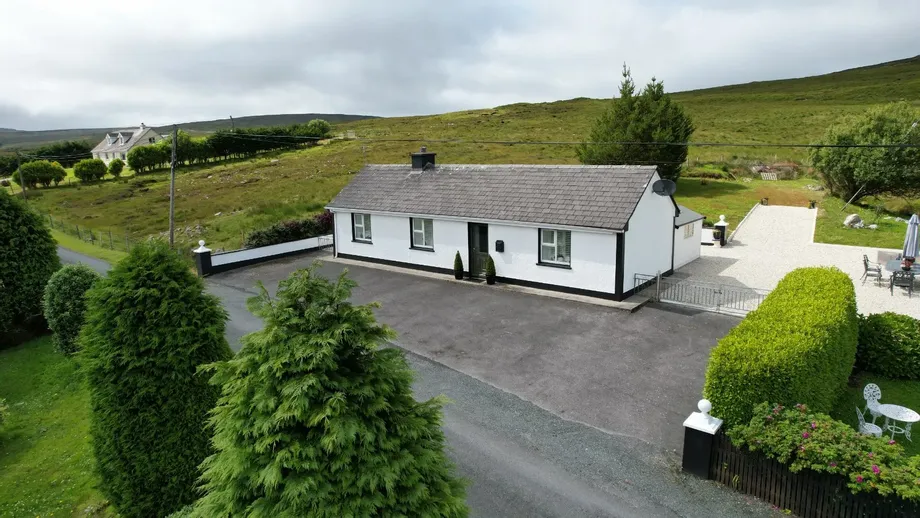 Owenteskna, Glencolmcille, Co. Donegal, F94RP82 - DNG Estate Agents