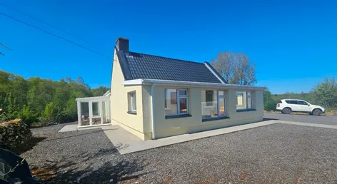 Island, Virginia, Co. Cavan, A82X452 - DNG