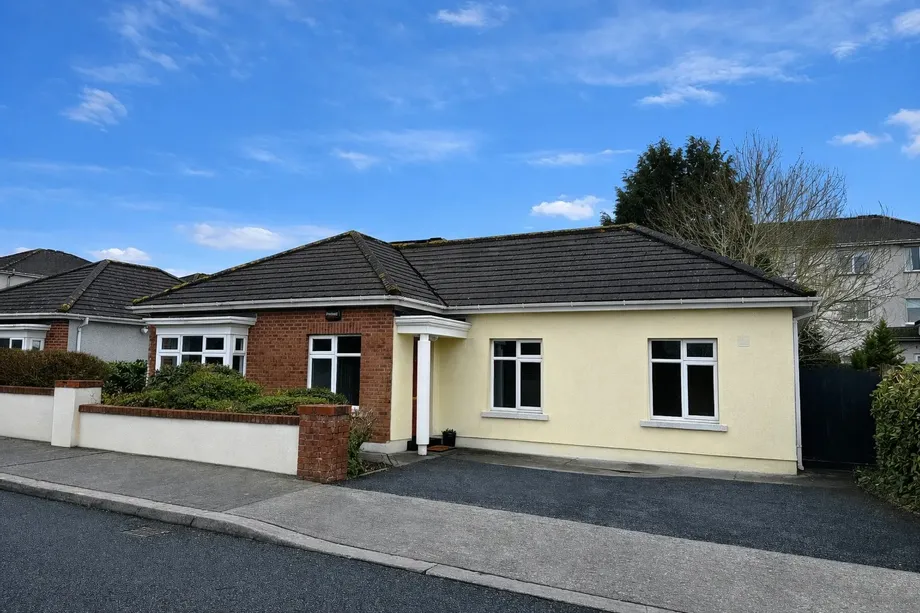 23 Hollybank Drive, Clongowen, Waterford Road, Co. Kilkenny, R95 - DNG Estate Agents