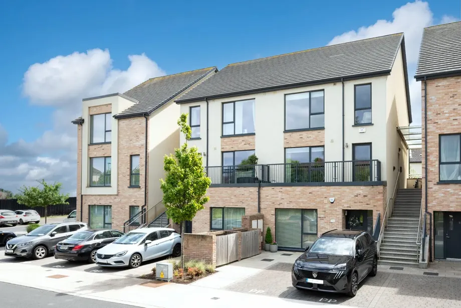 14 The Grove, Saint Marnock's Bay, Portmarnock, Co Dublin, D13EN2F - DNG Estate Agents