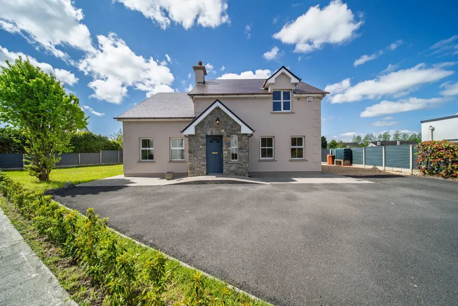 25 Brusna Court, Ballina, County Mayo, F26Y5V2 - DNG Estate Agents