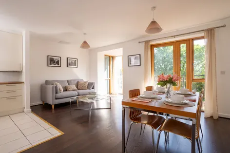 22 Grand Canal Court, Herberton Road, Dublin 8, D08 - DNG