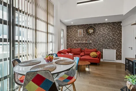 Penthouse 3 The Friary Apartments, 5/6 Cecilia Street, Dublin 2, D02 -  DNG