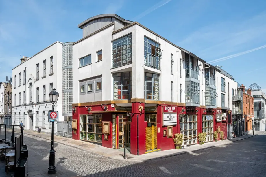 Penthouse 3 The Friary Apartments, 5/6 Cecilia Street, Dublin 2, D02 - DNG Estate Agents