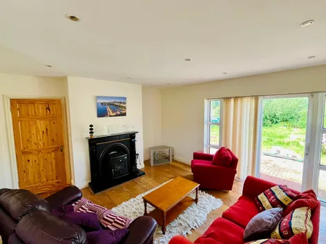 19 The Spires, Clifden, Co Galway, H71 -  DNG