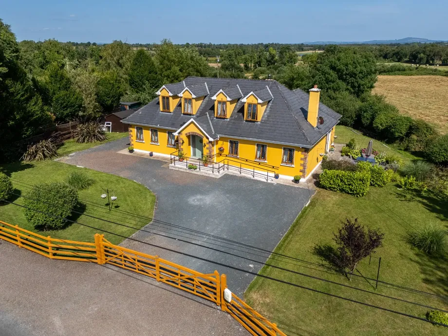 Cloonfad, Rooskey, Co.Roscommon, N41DP70 - DNG Estate Agents