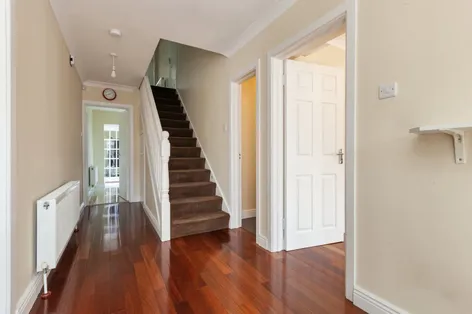 2 Hadleigh Court, Castleknock, Dublin 15, D15A6YF - DNG