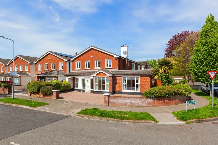 2 Hadleigh Court, Castleknock, Dublin 15, D15A6YF - DNG Estate Agents