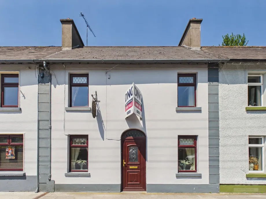 5 Charleville Parade, Cormac Street, Tullamore, Co. Offaly, R35NN90 - DNG Estate Agents