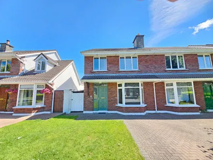 2 Carrig An Oir, Tobarteascain, Ennis, Co Clare, V95XE6C