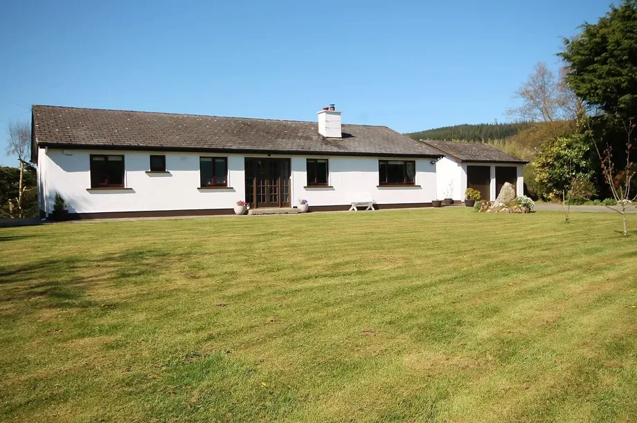 Alpine, McDonaghs Lane, Brittas, Co. Dublin, D24VC44 - DNG Estate Agents
