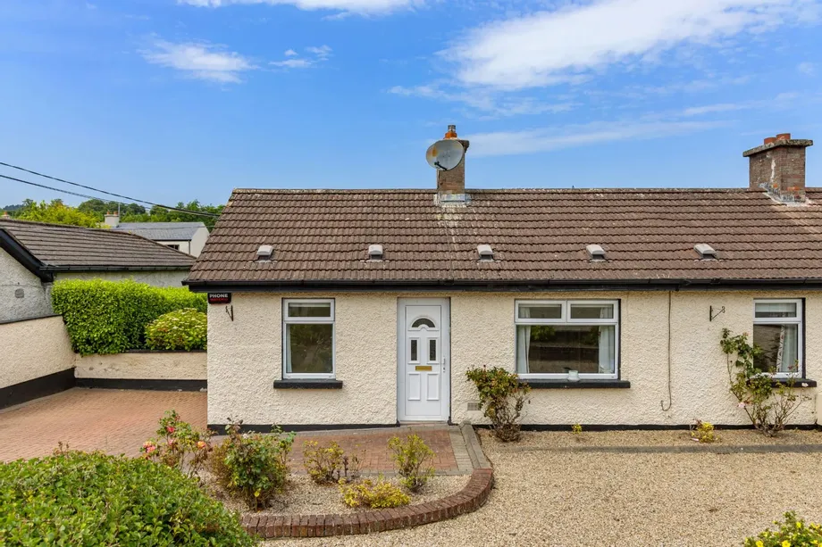 33 New Vale Cottages, Shankill, Co Dublin, D18NY82 - DNG Estate Agents