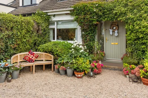 28 Ardagh Drive, Blackrock, Co. Dublin, A94WK40 -  DNG