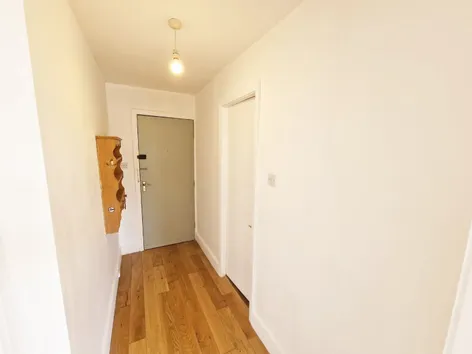 Apt 5 Cedar House, Drumgeely Hill, Shannon, Co. Clare, V14YY04 - DNG