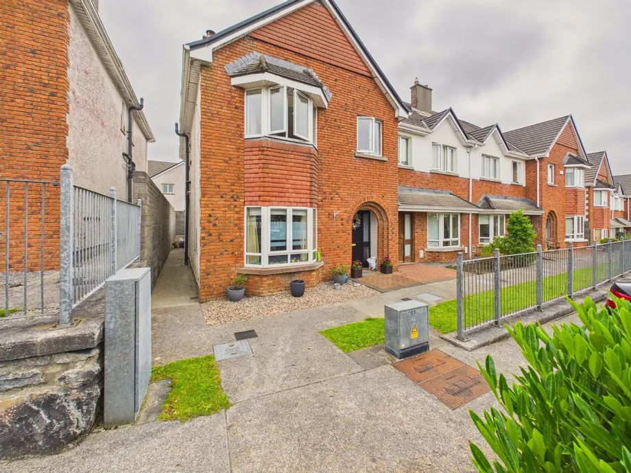 35 Sli Gheal, Ballymoneen Road, Galway, H91TEV5 - DNG Estate Agents