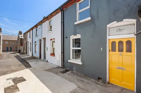 1 Kirwan Street Cottages, Stoneybatter, Dublin 7, D07EE38 -  DNG