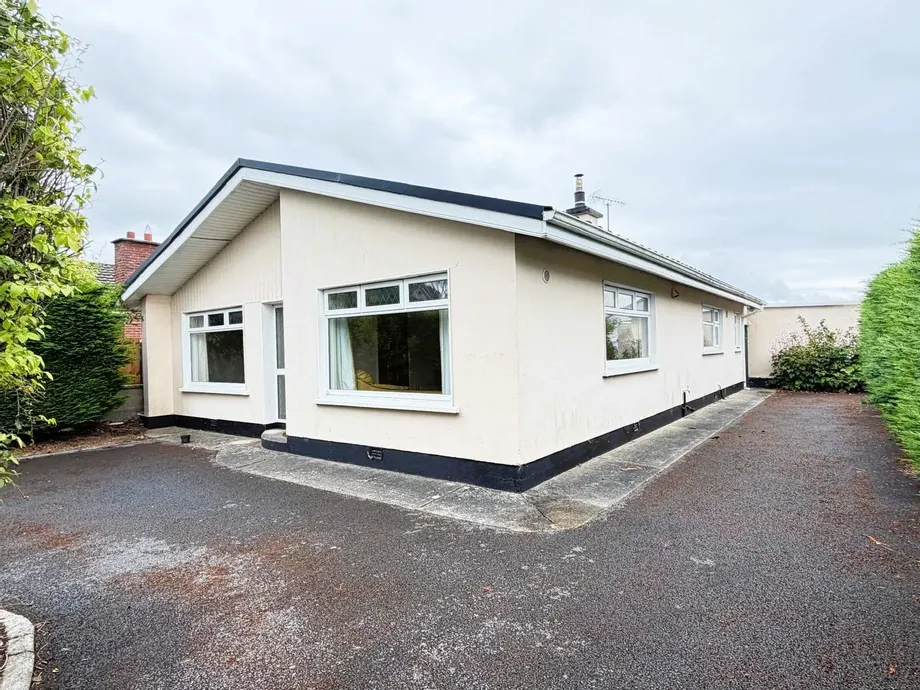 9 School Lane, Dunleer, Co. Louth, A92XE18 - DNG Estate Agents