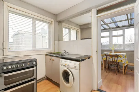 37 Beech Hill Drive, Donnybrook, Dublin 4, D04 -  DNG