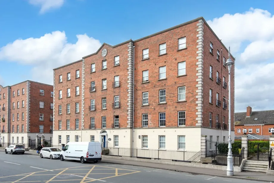 100 Custom Hall, Block 3, Gardiner Street Lower, Dublin 1, D01 - DNG Estate Agents