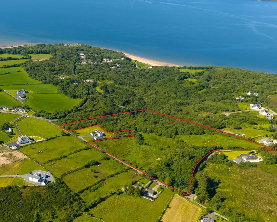 Blacks Farm, Tullyarvan, Buncrana, Co. Donegal - DNG Estate Agents