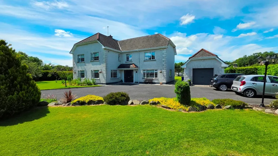 Agherton House, Drummoney, Virginia, Co. Cavan, A82HX74 - DNG Estate Agents