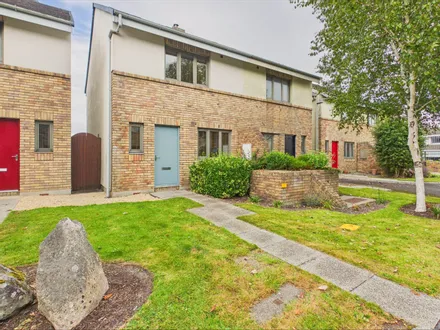 12a Rian Oisin, Cois Cuain, Salthill, Galway, H91RXD4