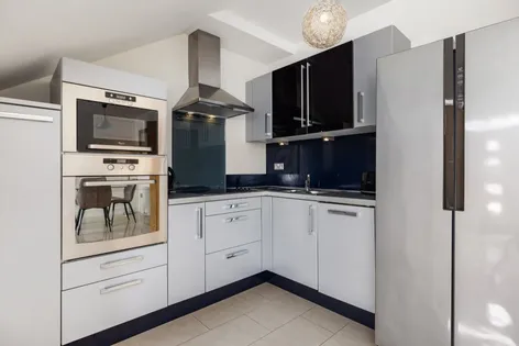 70 Olcovar, Shankill, Co. Dublin, D18E0H7 -  DNG