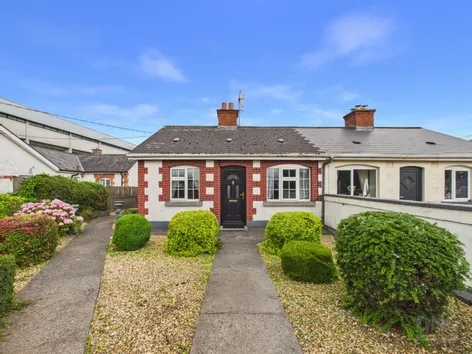 10 Emmet Terrace, Tullamore, Co. Offaly, R35H368 -  DNG