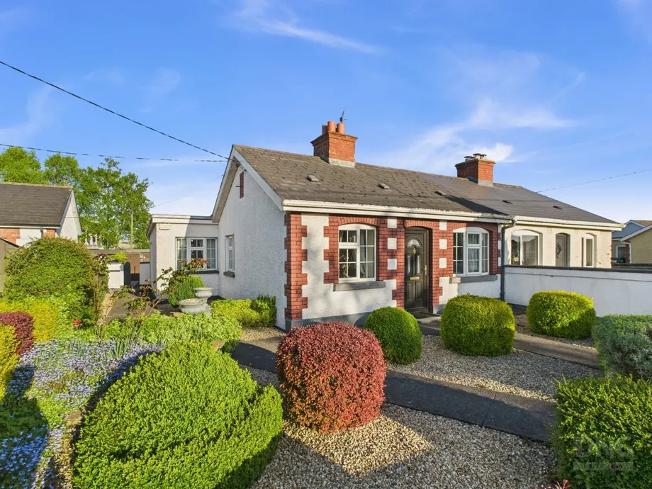 10 Emmet Terrace, Tullamore, Co. Offaly, R35H368 - DNG Estate Agents