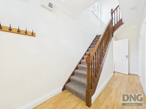 16 Richview, Castlecomer Road, Kilkenny, R95 -  DNG