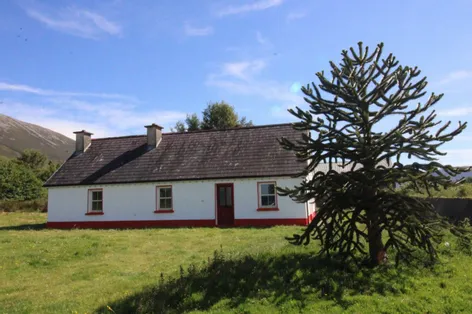Derryhillagh, Castlehill, Ballina, Co. Mayo., F26N974 - DNG