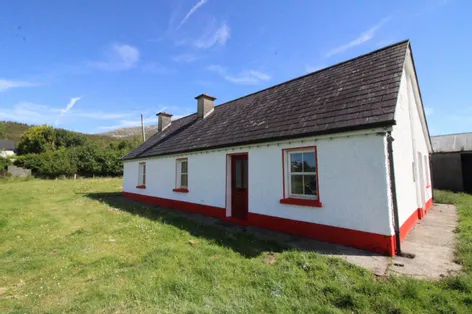 Derryhillagh, Castlehill, Ballina, Co. Mayo., F26N974 - DNG
