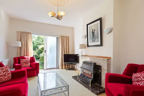 Santa Barbara, 19 Orchardstown Park, Rathfarnham, Dublin 14, D14W3X0 - DNG