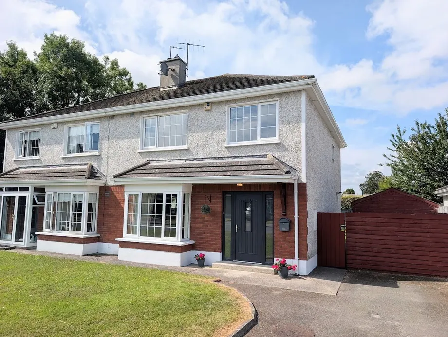 50 Brookville Green, Nenagh, Co. Tipperary, E45KW52 - DNG Estate Agents