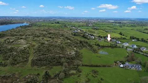 Barntick, Clarecastle, Ennis, Co. Clare, V95P8PR -  DNG
