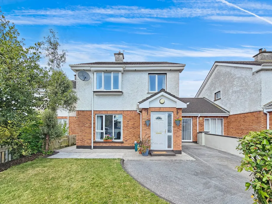 93 Abbey Court, Limerick Road, Ennis, Co Clare, V95ND6P - DNG Estate Agents